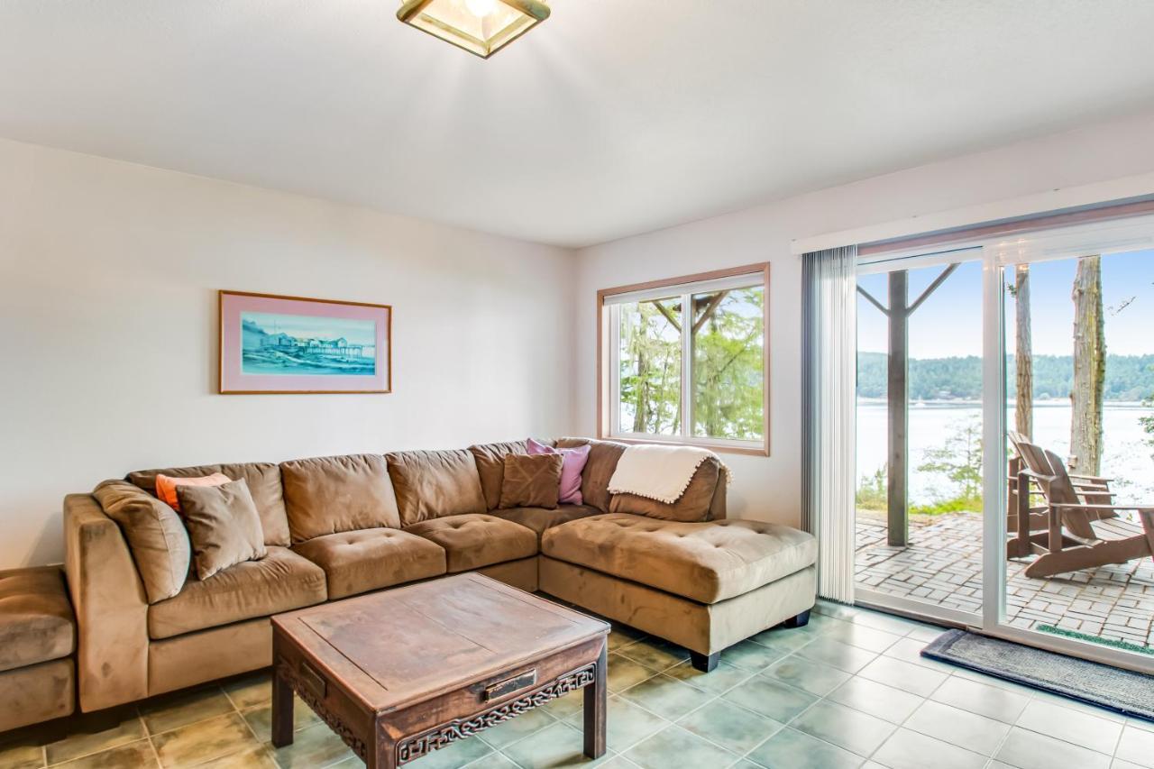 Snug Harbor Hideout Villa Islandale Екстериор снимка